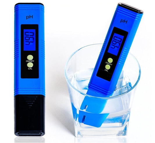 Digital PH Meter and PH Water Tester, Pen Tester for ph water, drinking water, water bottles, water pitchers, swimming pools, aquariums & hydroponics.